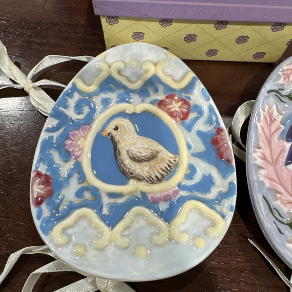 4 MWW Easter Bunny Mini Egg Shaped Spring Floral Plates 3D Hanging Display Chick - Picture 5 of 7